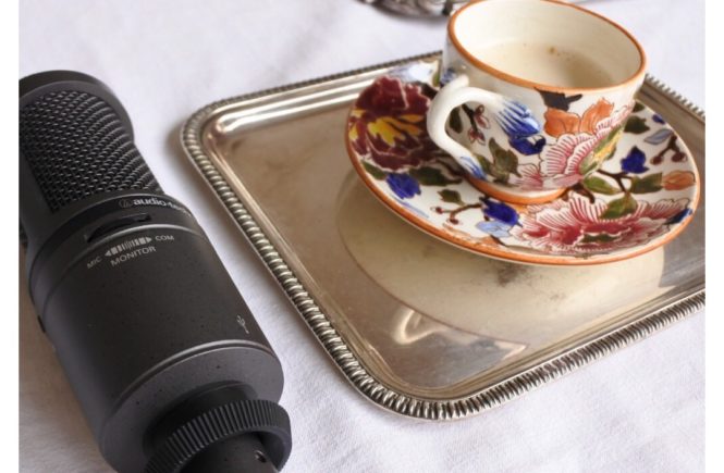 Un podcast soutenu par un café !