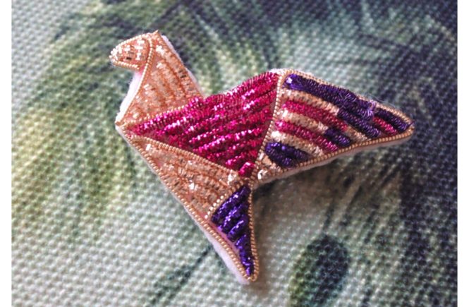 Les nouveaux kits de broderie or par Neelam